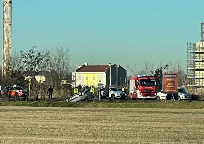 Modena, incidente sulla Nuova Estense: muore una 71enne