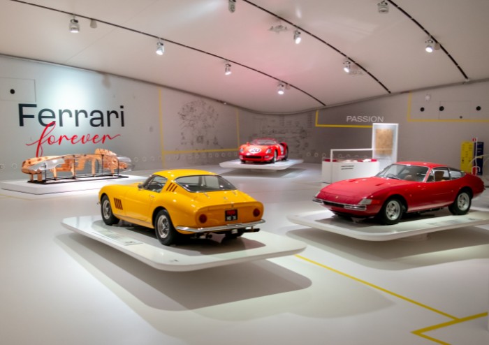'Ferrari Forever': le grandi classiche in mostra a Modena