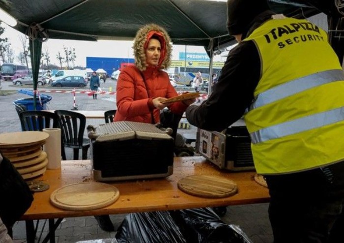 Italpizza per l'Ucraina, già 5mila pizza servite ai rifugiati