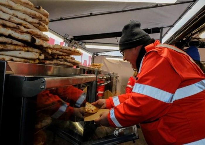 Italpizza per l'Ucraina, già 5mila pizza servite ai rifugiati