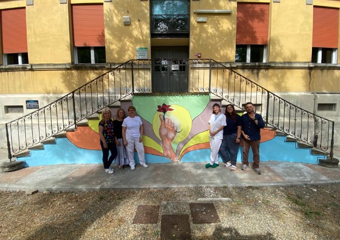 Dipingere murales a scopo terapeutico: succede a Modena e a Carpi