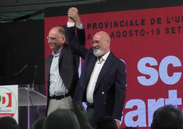 Letta, ossessione centro-destra: 'Se vincono loro Italia come nel 2011 e Costituzione a rischio'