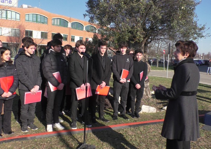 I cori degli studenti nel ricordo di Giovanni Palatucci, il questore 'giusto'