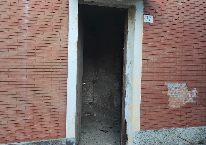 'Modena, edificio abbandonato in via Rangoni: situazione indegna'
