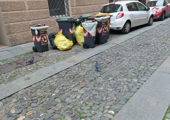 Modena, centro storico in balia del degrado e dello sporco