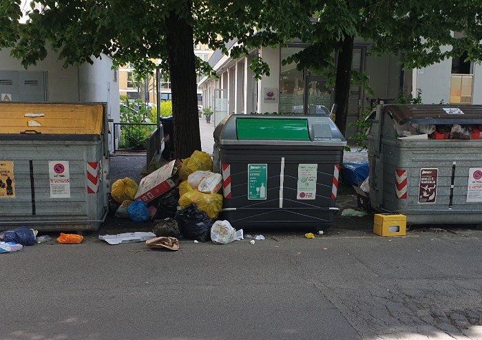 Modena, discariche ovunque: situazione completamente fuori controllo