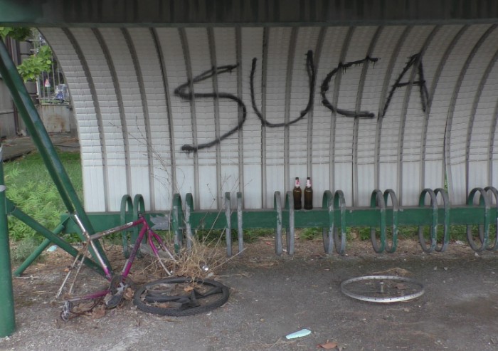 Altro che riqualificazione, la stazione piccola è ancora fatiscente