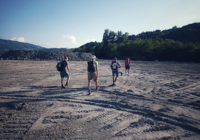 A piedi da Sassuolo a Tellaro: il viaggio libero di 5 amici