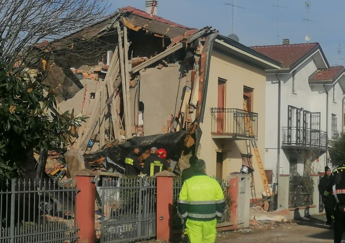 Terrore a Rovereto: esplode una palazzina per una fuga di gas