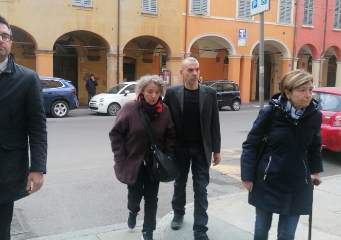 Modena, omicidio Alice Neri: è iniziato il processo. Gaaloul e madre della vittima in aula