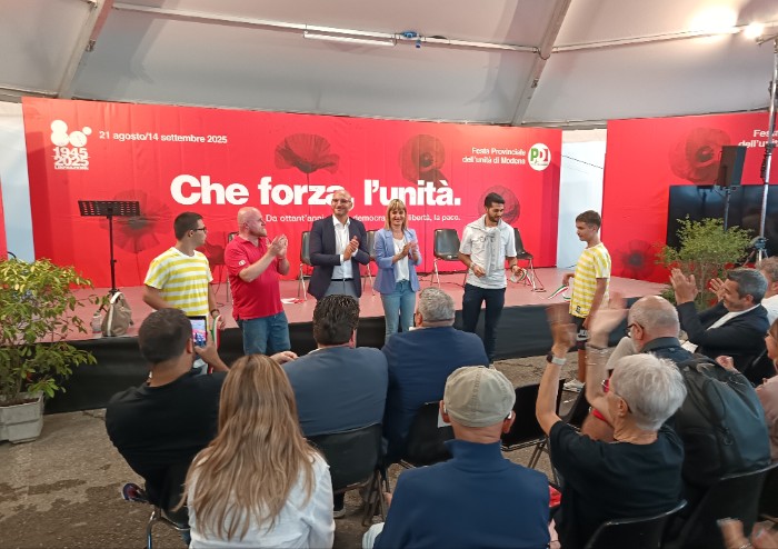 Applauso corale a Reggianini e attacco al governo su Gaza, vaccini e sanità: la festa PD ha inizio