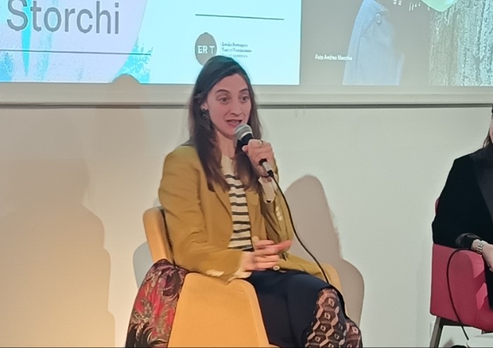 Orlando: Anna Della Rosa fa il pieno a teatro e in conferenza