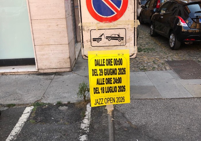 Modena, piazza Roma blindata per Jazz Open: attività commerciali in difficoltà