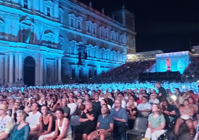 Jazz Open: Gregory Porter commuove ed esalta Piazza Roma