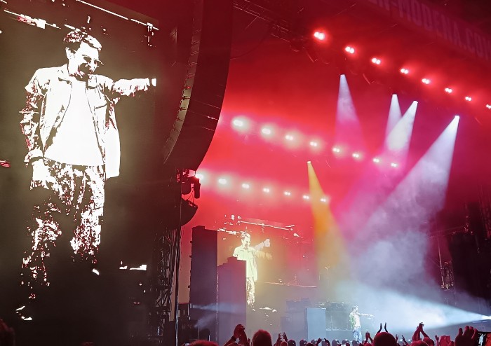 Jarre suona ancora il futuro, show immersivo per il gran finale del Jazz Open Modena