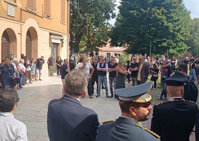 Modena e Nonantola si fermano per ricordare Monica Esposito