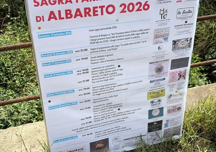 Albareto in festa, la sagra fa il pieno: tavoli affollati e tanti giovani tra i volontari